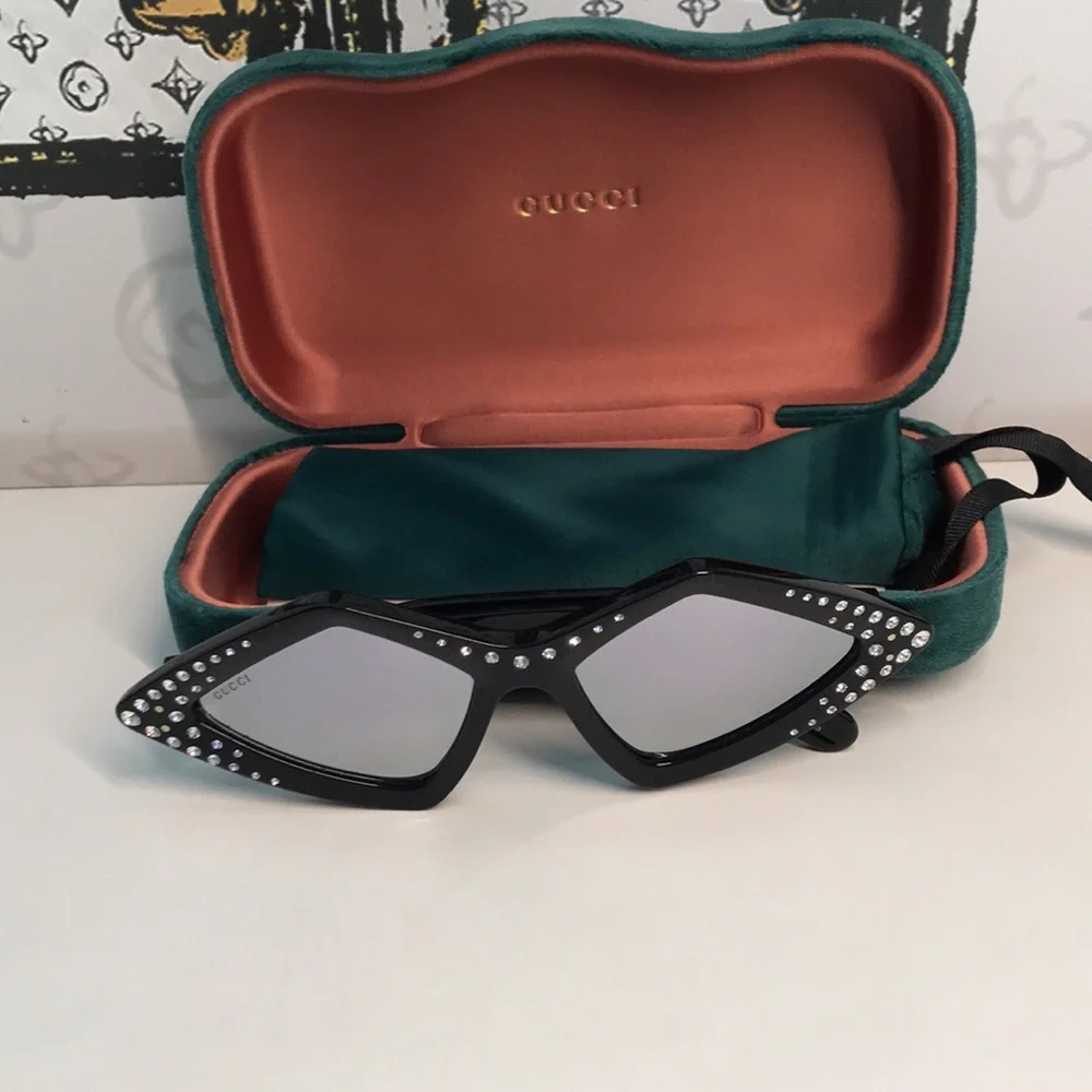 New Authentic Gucci Black Rhinestone Sunglasses. GG0496s 004 - Picture 13 of 14